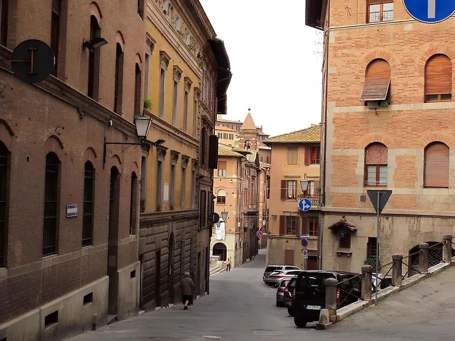 Casa Torre - Palio Di Siena公寓 0*, 锡耶纳